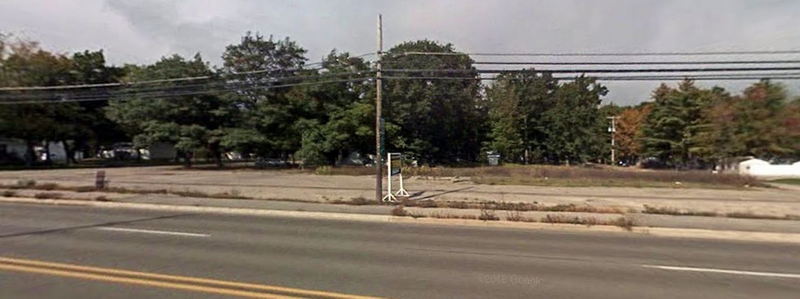 B&D Toyland Dept. Store & Cone Hut - Street View - Gone (newer photo)